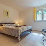 Cozy Apartment In Pula With Kitchen