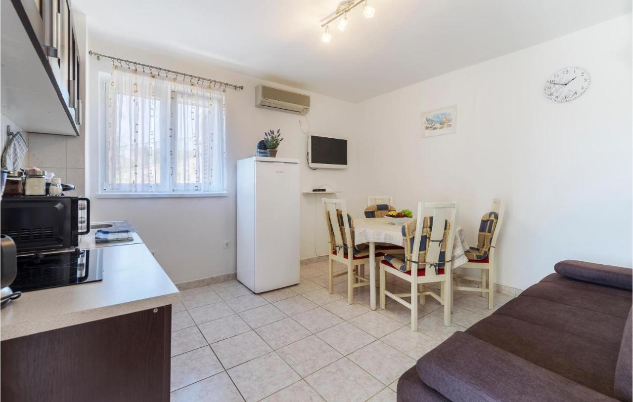Cozy In With Kitchen * Pula